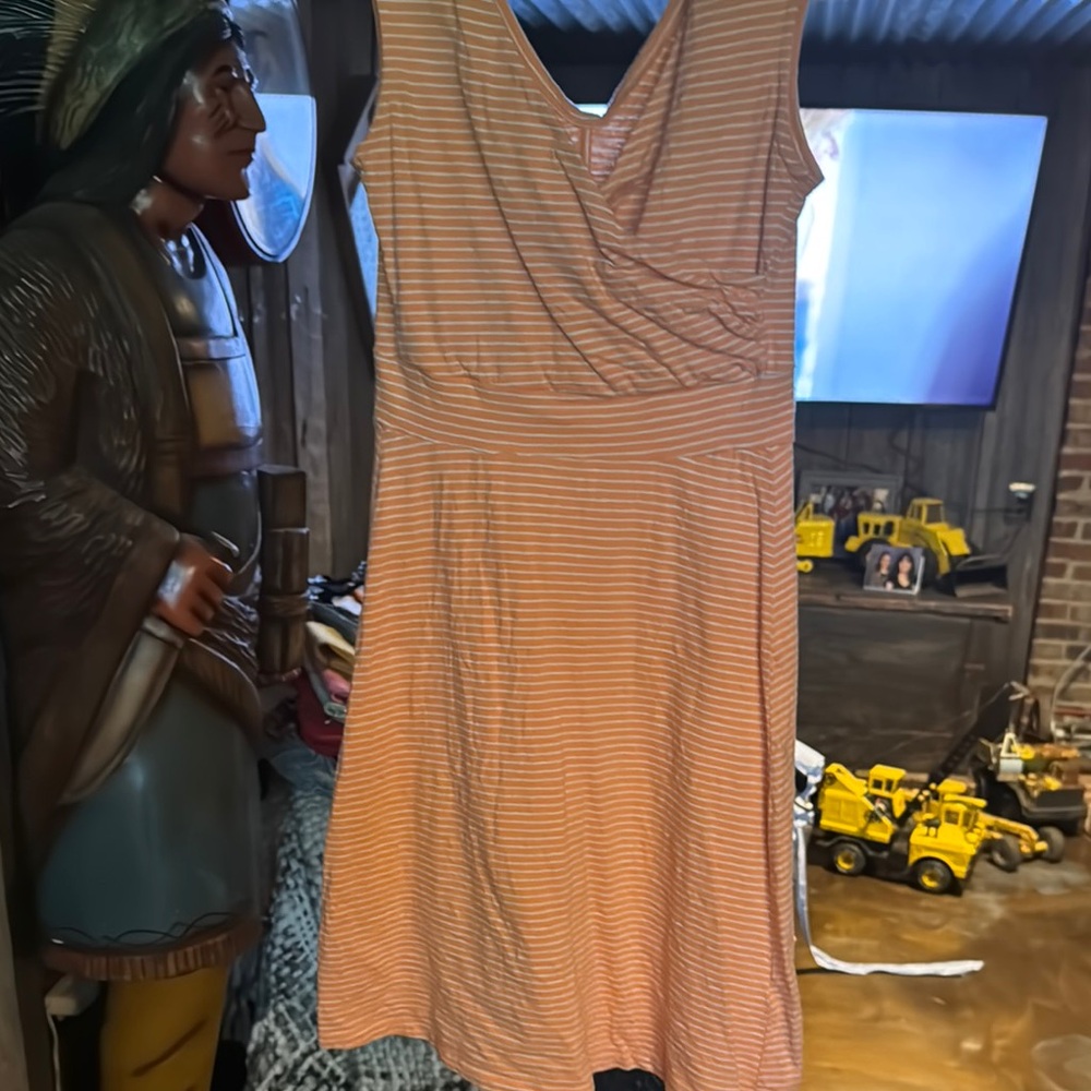 Patagonia Peach and Cream Sleeveless V-Neck Sundress